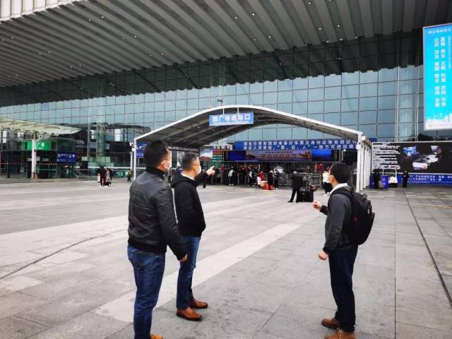 读创科技| 人脸识别、AI测温、历史轨迹分析 BOB半岛·(中国)体育官方助力疫情防控